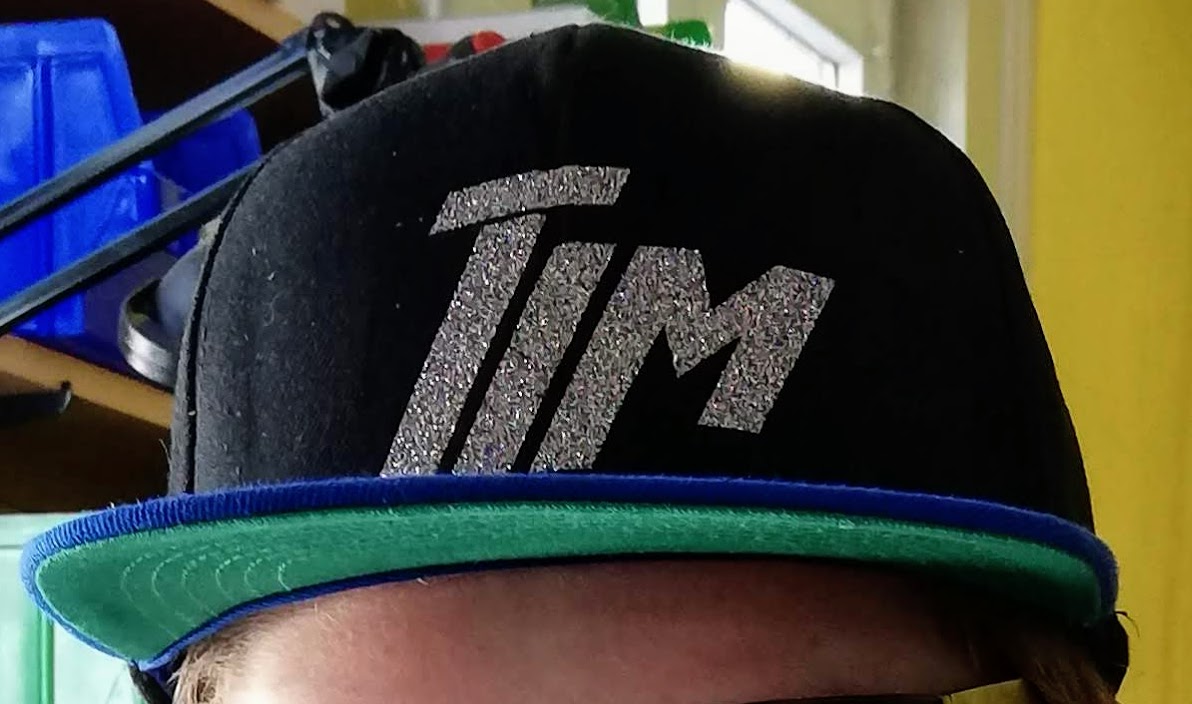 Tims eigene Namensmütze.