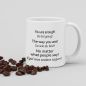 Preview: Tasse „Du bist genug“ neben Kaffeebohnen